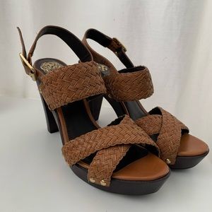 NWT Vince Camuto Leather Wooden Heel Sandal
